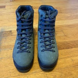 Vasque hiking boots